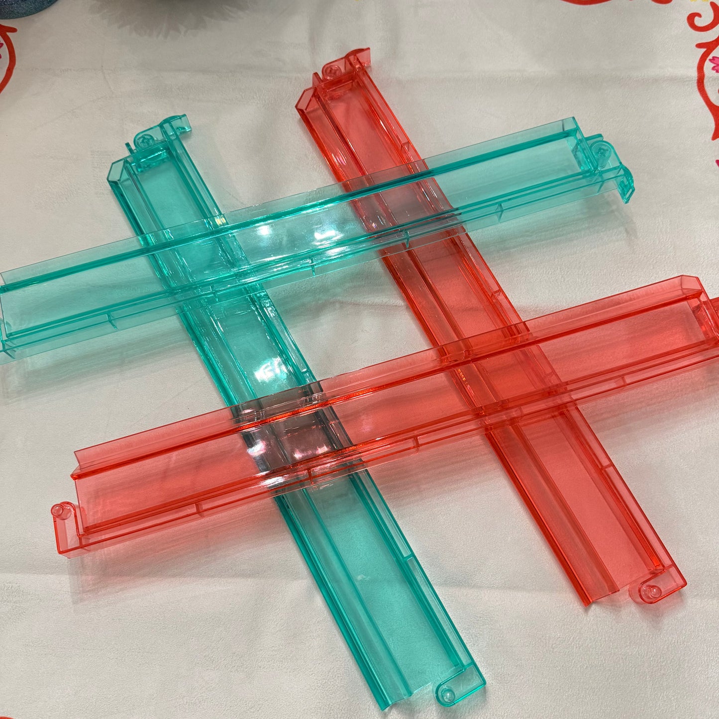 Christmas Mahjong Rack and Pusher Set Red & Green