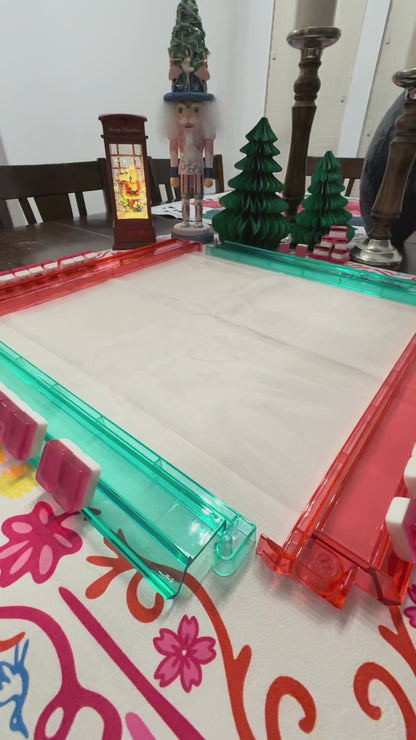 Christmas Mahjong Rack and Pusher Set Red & Green